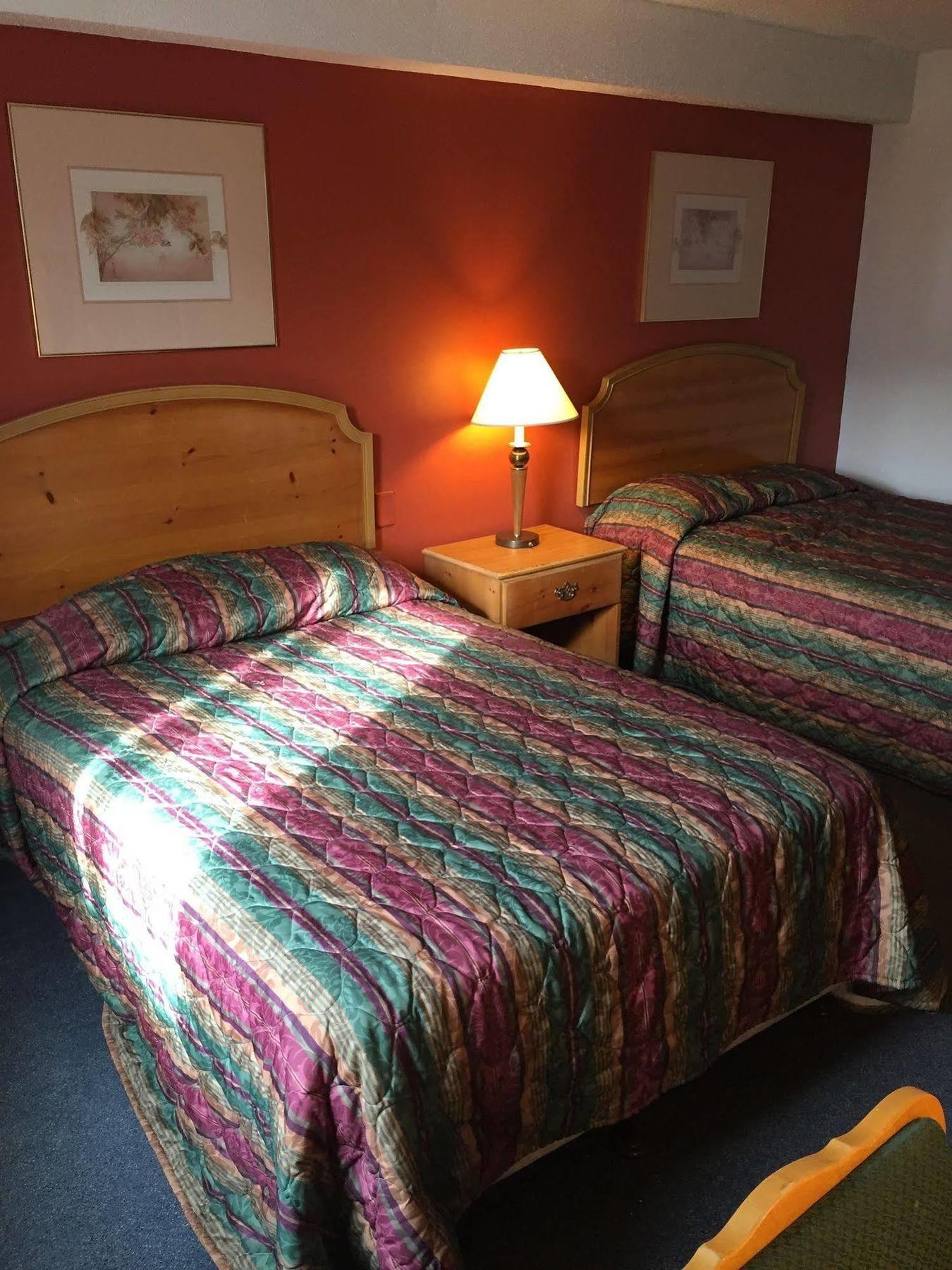 Luxury Inn & Suites Lincoln Buitenkant foto
