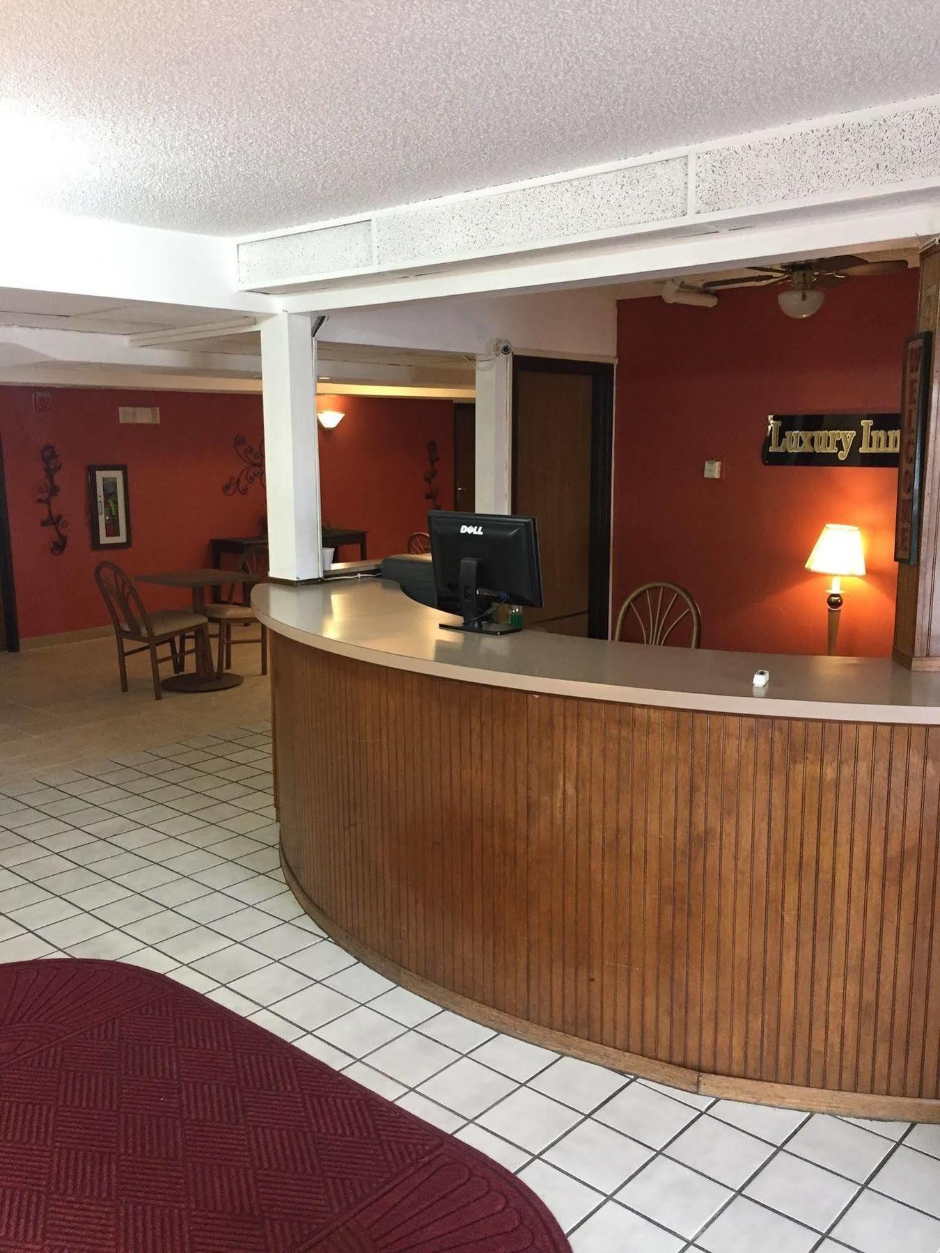 Luxury Inn & Suites Lincoln Buitenkant foto
