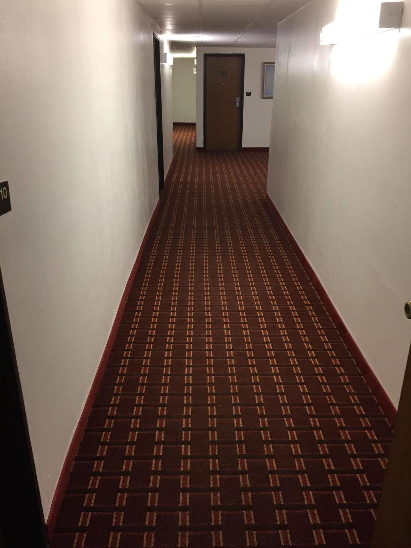Luxury Inn & Suites Lincoln Buitenkant foto